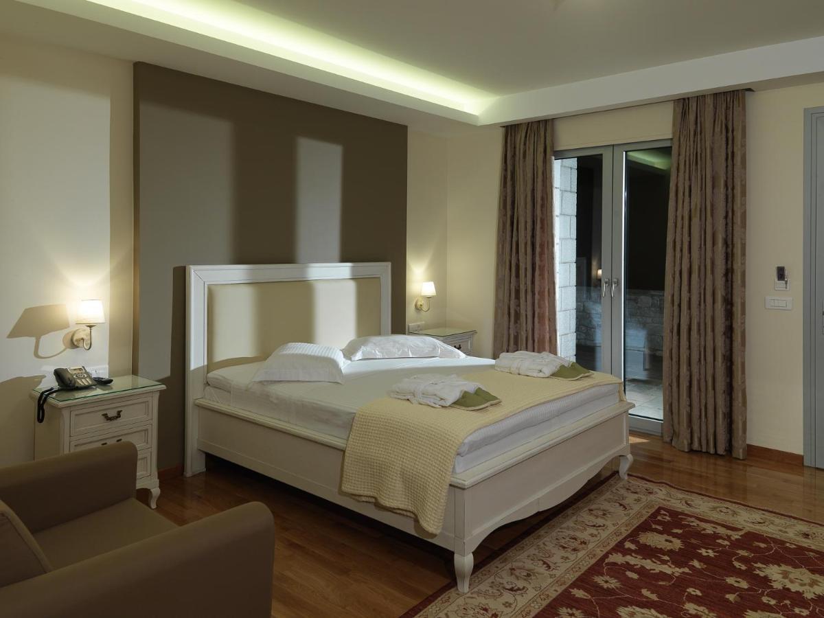 Hondos Classic Hotel & Spa Nestani Zewnętrze zdjęcie